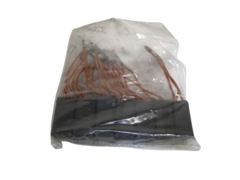 LOT OF 7 HELWIG CARBON BRUSH 6677 6-94 NSNP IN BAG