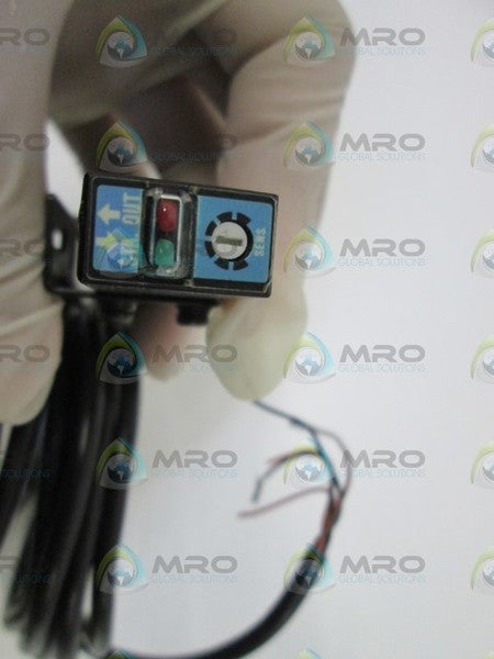 KEYENCE PHOTOELECTRIC SENSOR PZ-61L UNMP