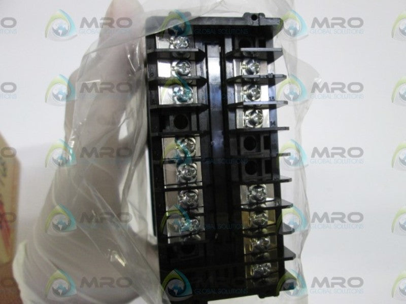 SHINKO TEMPERATURE CONTROLLER JCR-33A-S/M NSMP