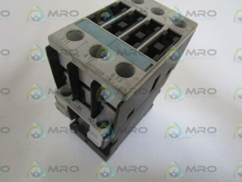 SIEMENS 3RT1026-1BB40 CONTACTOR 24VDC  UNMP