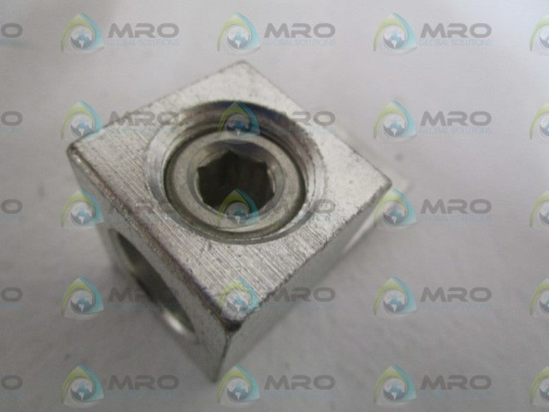 LOT OF 5 ILSO MECHANICAL LUG 250MCM-6 NSNP