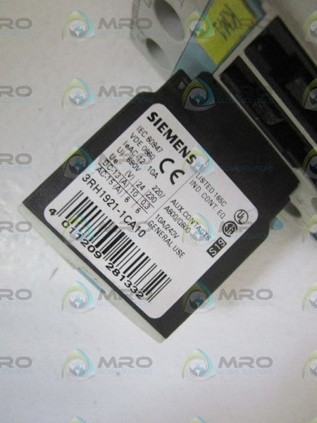 SIEMENS CONTACTOR 3RT1023-1AG20 W/ 3RH1921-1CA10 UNMP