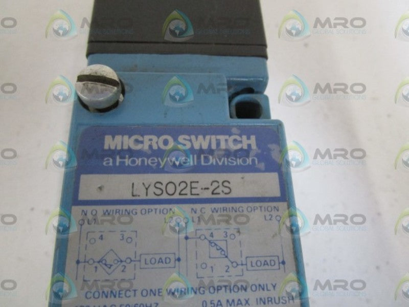 MICRO SWITCH INDUCTIVE PROXIMITY SWITCH LYS02E-2S UNMP