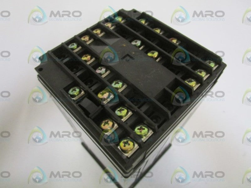 YOKOYAWA CONTROL INDICATOR UP25 (AS PICTURED) UNMP