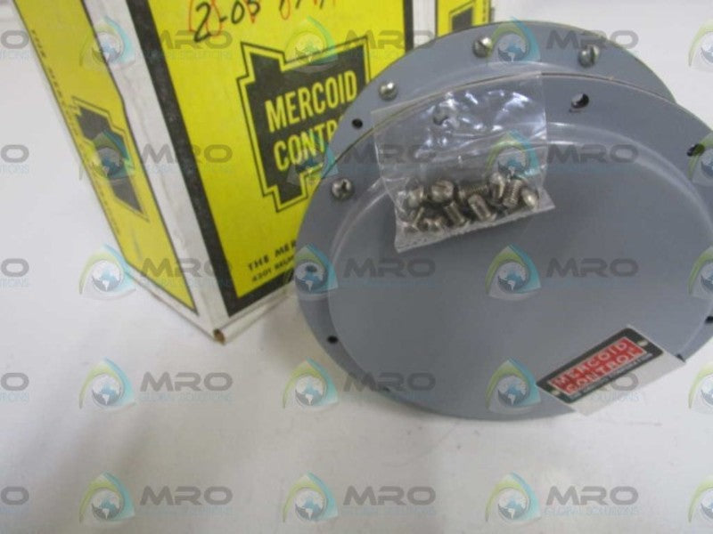 MERCOID CONTROL PRESSURE SWITCH PQW-2 RG.X3 NSNP  IN BOX