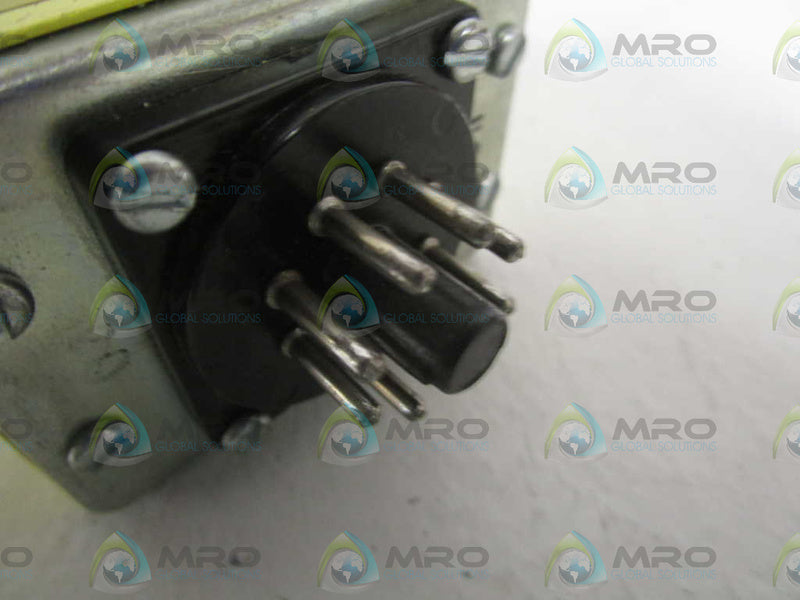MACROMATIC SS76222-03 TIME DELAY RELAY 120V .06-2SEC UNMP