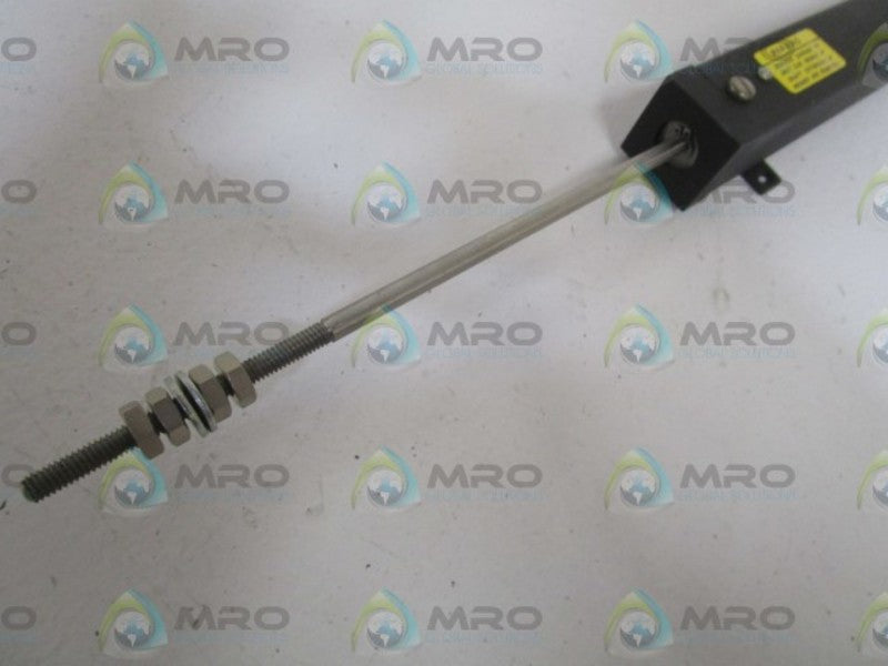 WATERS LFS-12/300-S-013 LINEAR MOTION POSITION TRANSDUCER NSNP