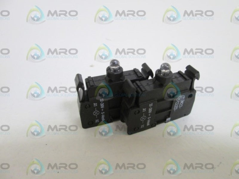 LOT OF 2 MOELLER LAMP MODULE M22-CLED-B (BLUE) NSNP
