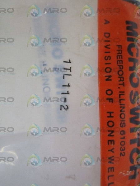 MICRO SWITCH 1TL11-2 TOGGLE SWITCH NSMP
