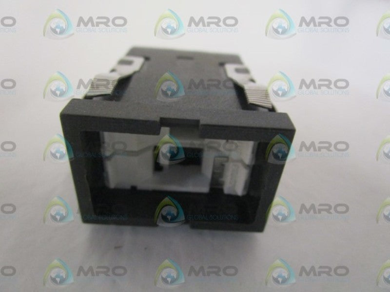 MICRO SWITCH AML11LBA2AA PUSHBUTTON SWITCH NSMP