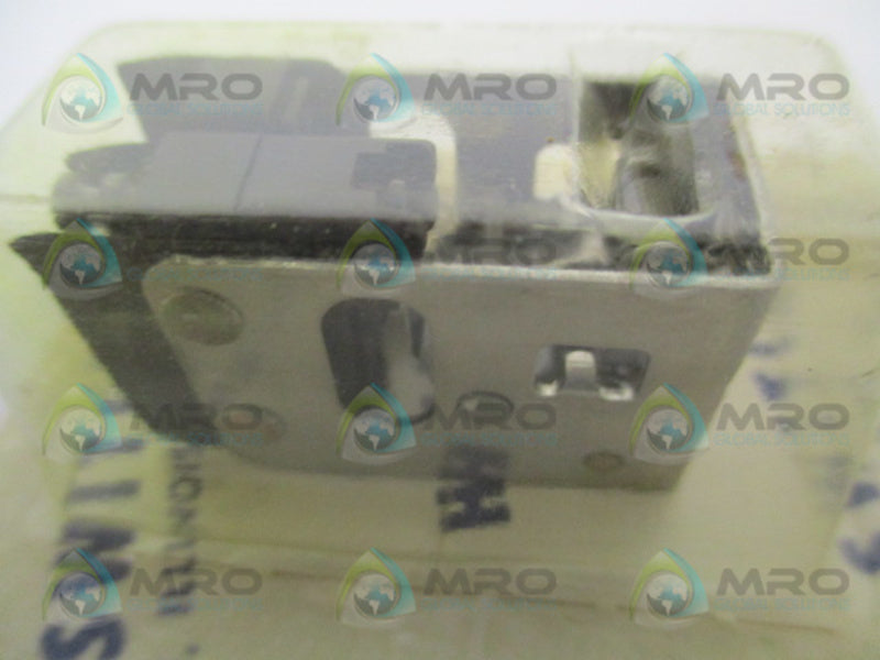 MICRO SWITCH 2D174 LIMIT SWITCH NSMP