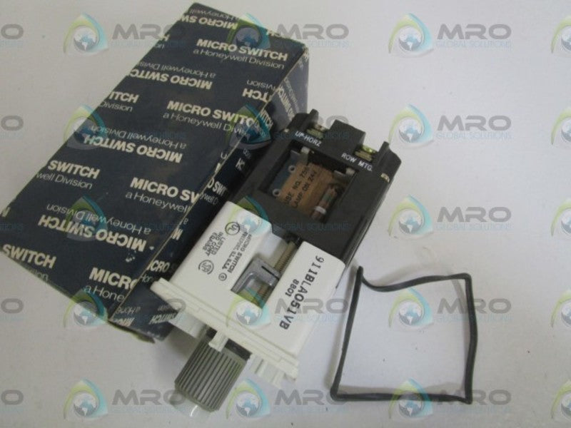 MICRO SWITCH 911BLA051VB SWITCH INDICATOR (AS PICTURED) NSMP
