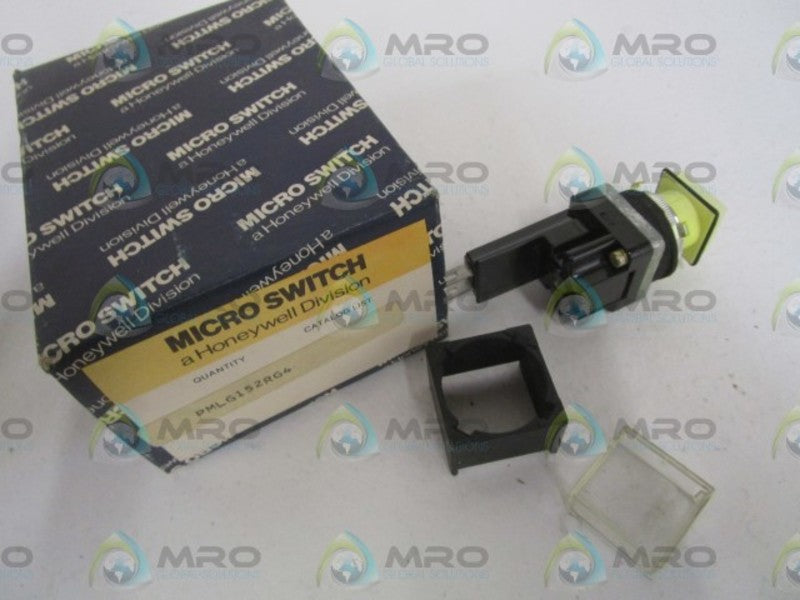 MICRO SWITCH PMLG152RG4 CLEAR PUSHBUTTON NSMP