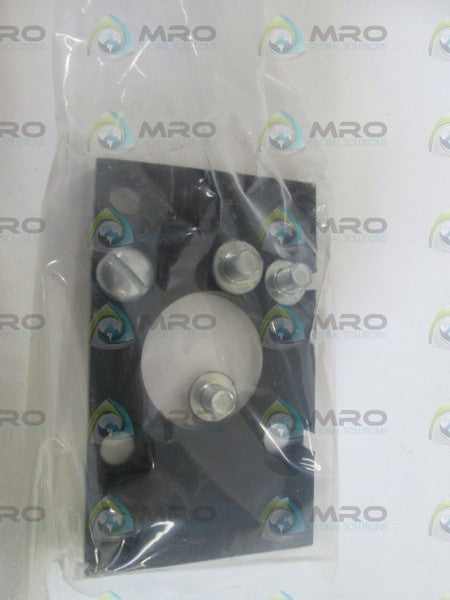 LOT OF 2 AUTOMATION DIRECT FLANGE MOUNTING KIT , 2 BORE DFM-2 NSMP