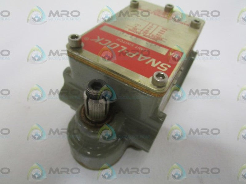 NAMCO CONTROLS EA140-11200 LIMIT SWITCH (AS PICTURED) NSNP