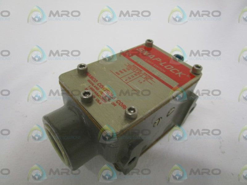 NAMCO CONTROLS EA140-11200 LIMIT SWITCH (AS PICTURED) NSNP