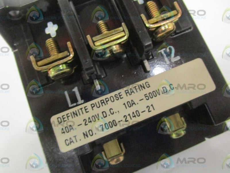 JOSLYN CLARK 7000-2140-21 CONTACTOR 240V (AS PICTURED) NSMP
