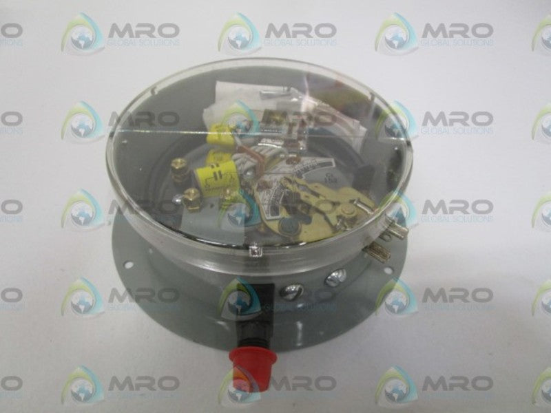 MERCOID CONTROL DA-23-103-12S PRESSURE SWITCH NSMP