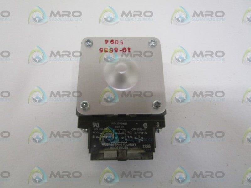 SQUARE D D80AS1 CONTACT BLOCK RELAY (AS PICTURED) UNMP