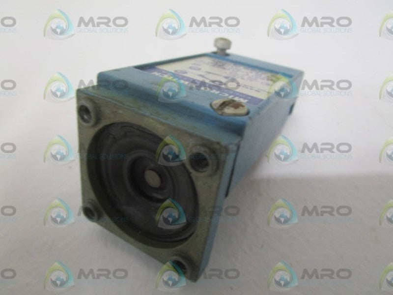 MICRO SWITCH LSP1A LIMIT SWITCH (AS PICTURED) UNMP
