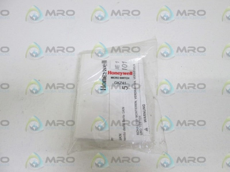 HONEYWELL SAFETY INTERLOCK SWITCH KEY GKZ41 NSNP IN BAG