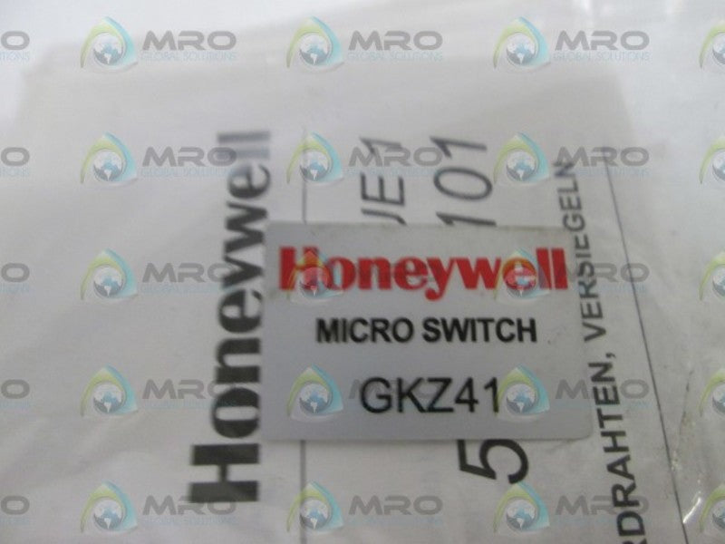 HONEYWELL SAFETY INTERLOCK SWITCH KEY GKZ41 NSNP IN BAG