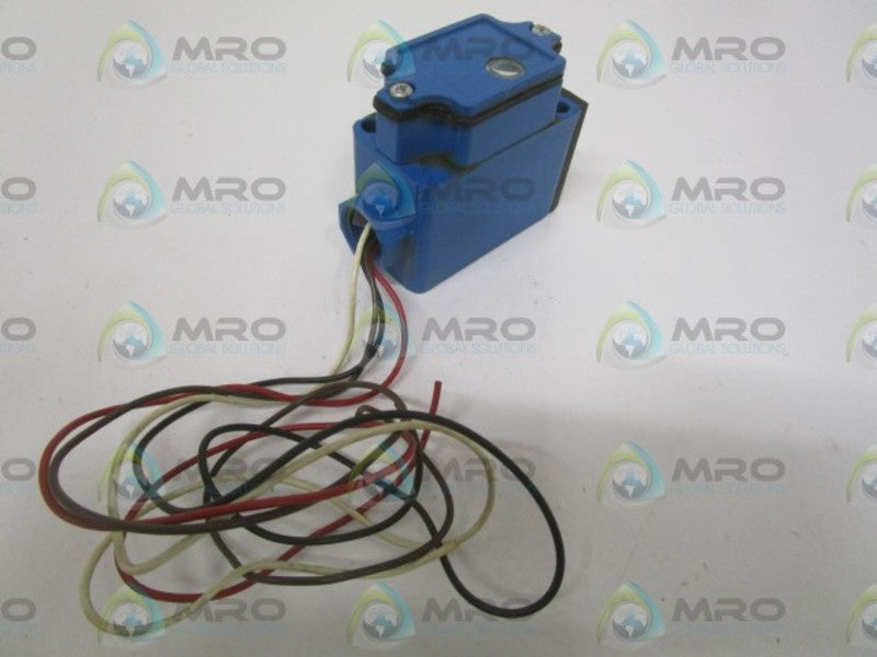 XERCON. INC. L0-POI PROXIMITY SWITCH UNMP