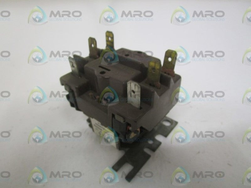 HONEYWELL R8222M 1089 SWITCH RELAY UNMP