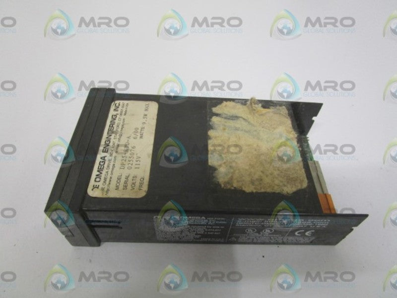 OMEGA DP25-RTD-A TEMPERATURE CONTROLLER UNMP