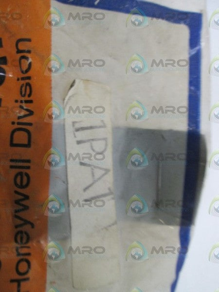 MICROSWITCH HARDWARE KIT FOR LIMIT SWITCH 1PA1 NSMP
