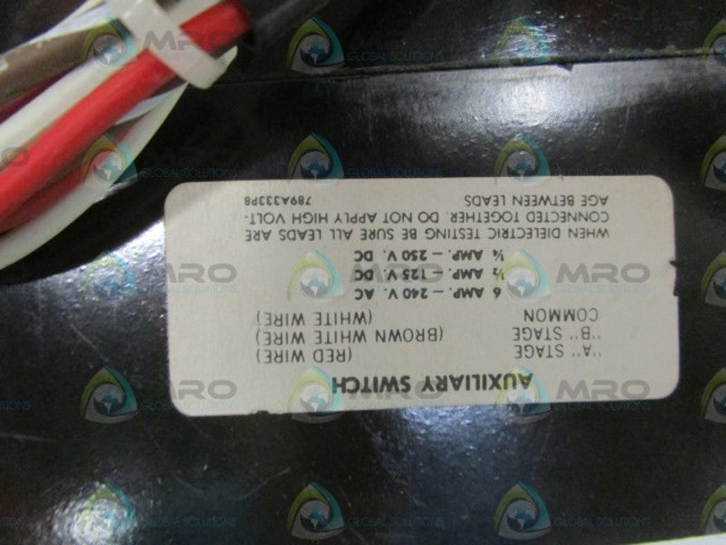 GENERAL ELECTRIC TEC36003 W/ 789A333P8 AUXILIARY SWITCH NSNP
