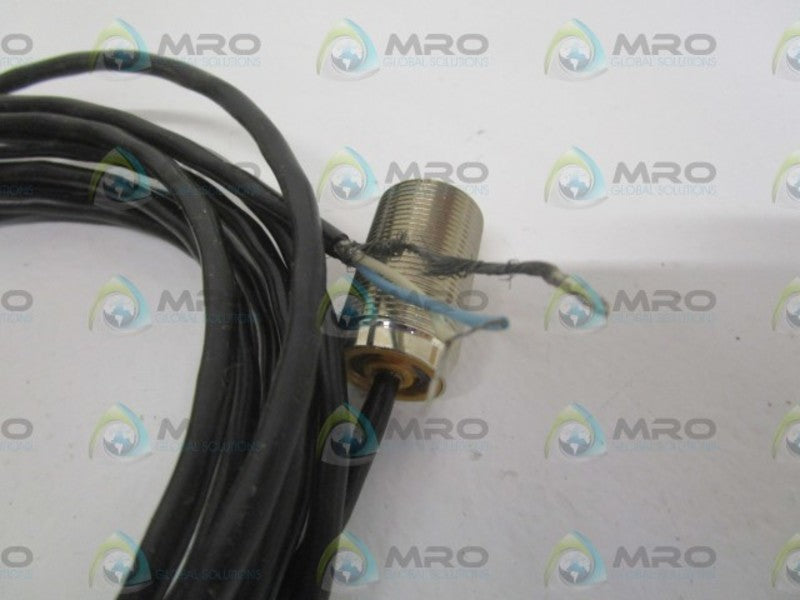 OMRON E2CA-X5A  UNMP