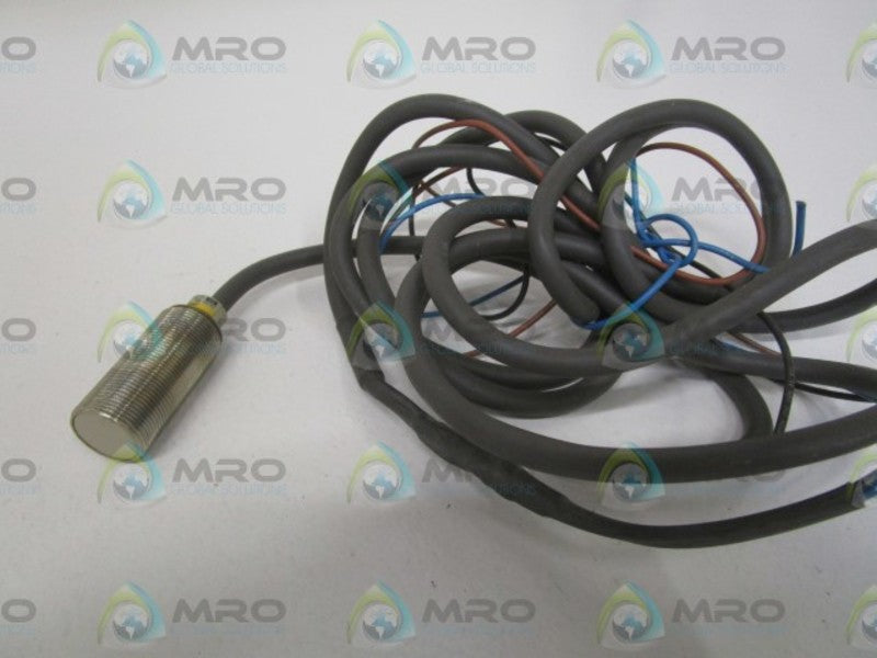 OMRON TL-X5C1-GE PROXIMITY SWITCH UNMP
