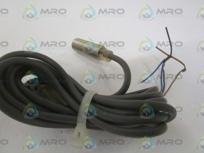 OMRON TL-X2B2-GE PROXIMITY SWITCH (AS PICTURED) NSNP