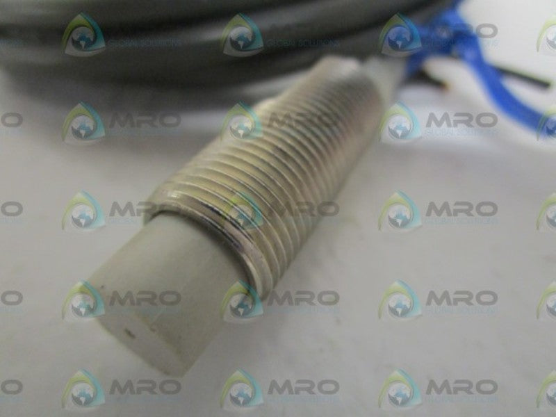 OMRON E2E-X5MF2 (AS PICTURED) NSNP