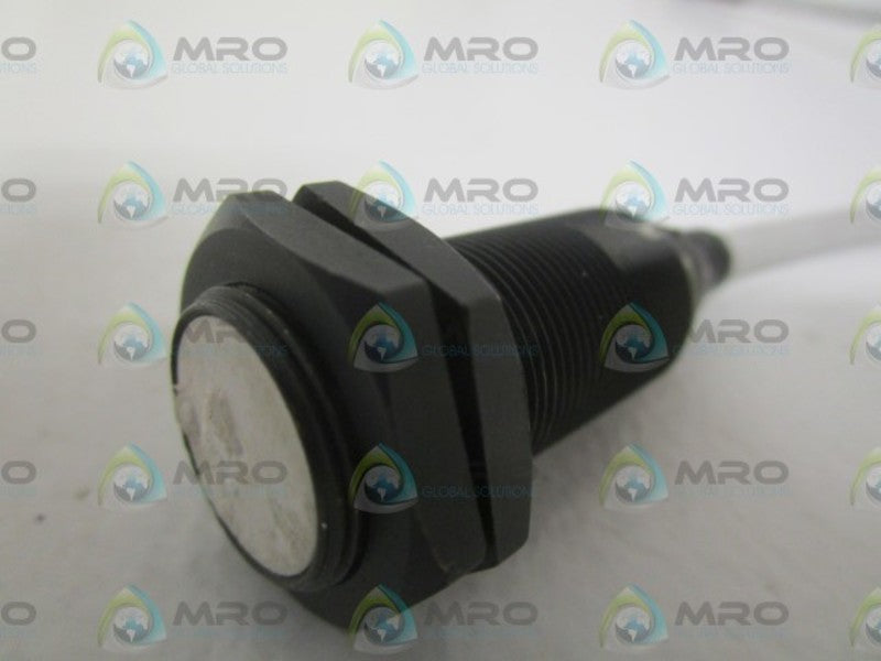 OMRON E2EQ-X7D1G-M1GJ-T PROXIMITY SWITCH (AS PICTURED) NSNP