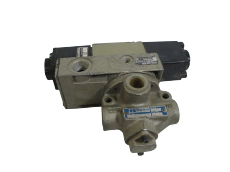 ROSS VALVE 3/8" 2774A3003 W/ W423K79 (AS PICTURED) UNMP