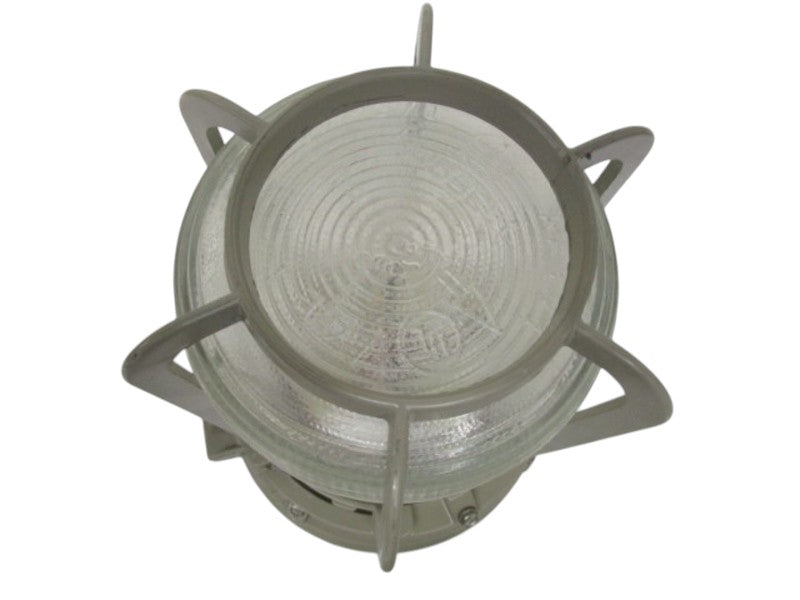 HUBBELL MBL4530 LIGHT FIXTURE (AS PICTURED) NSNP