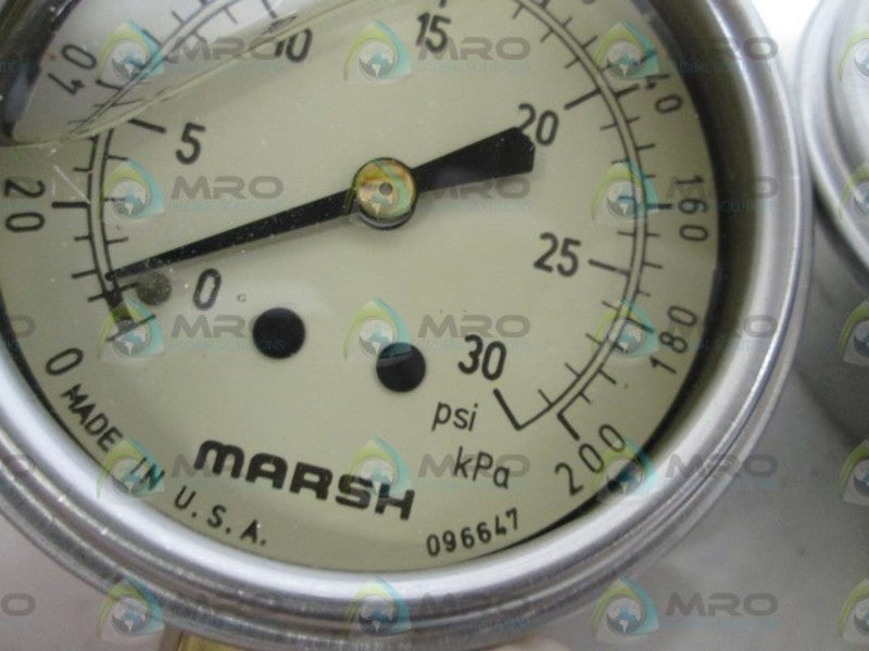 LOT OF 2 MARSH PRESSURE GAUGE 0-30 PSI 096647 NSNP