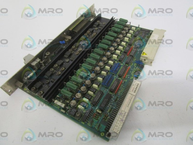 SIEMENS 6FX1112-0AA01  OUTPUT MODULE UNMP