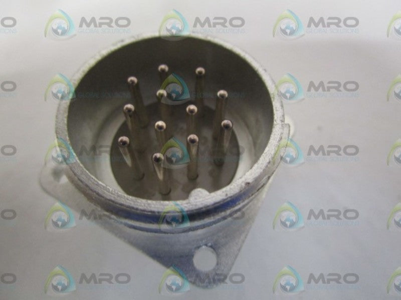ITT CANNON GK-12-32S CONNECTOR NSNP
