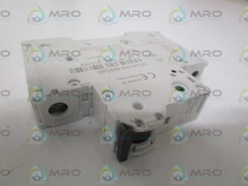SIEMENS 5SJ4103-8HG40 CIRCUIT BREAKER 3A NSNP