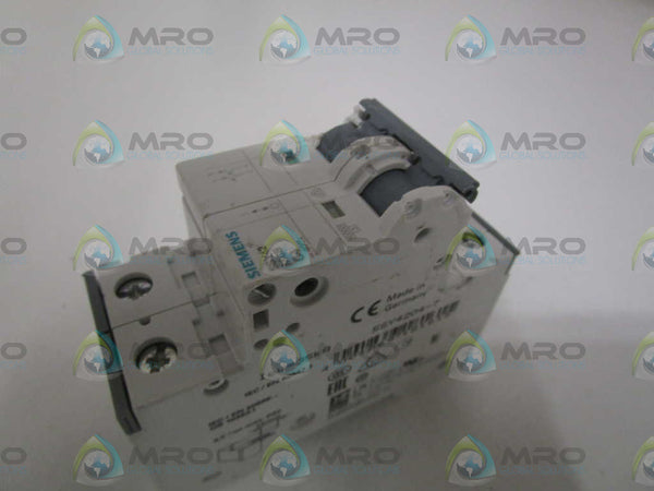 SIEMENS 5SY4204-7 CIRCUIT BREAKER 400V (CHIPPED/CRACKED) NSNP