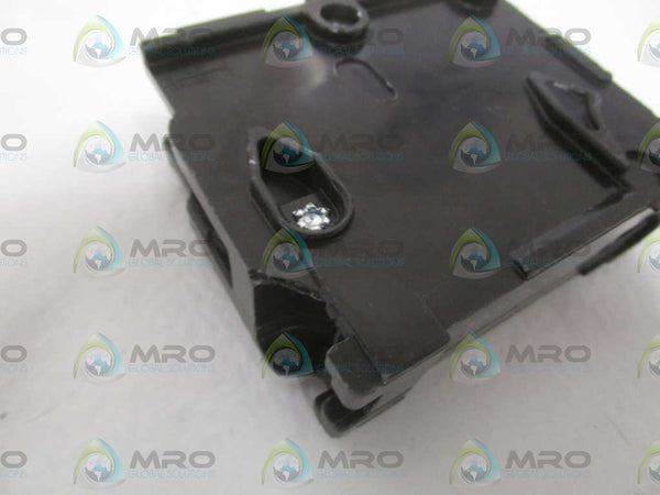 SIEMENS Q130Z CIRCUIT BREAKER 30A (CHIPPED)  NSNP