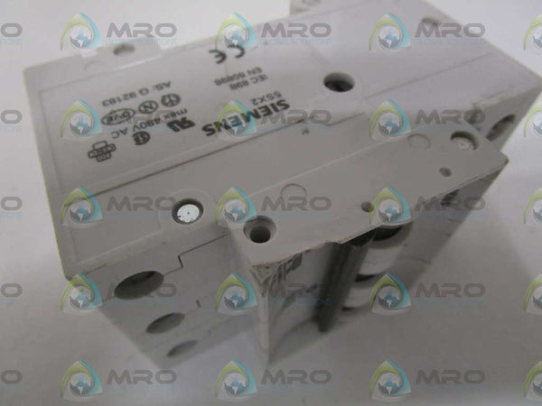 SIEMENS 5SX2332-7 CIRCUIT BREAKER 32A (CRACKED) UNMP