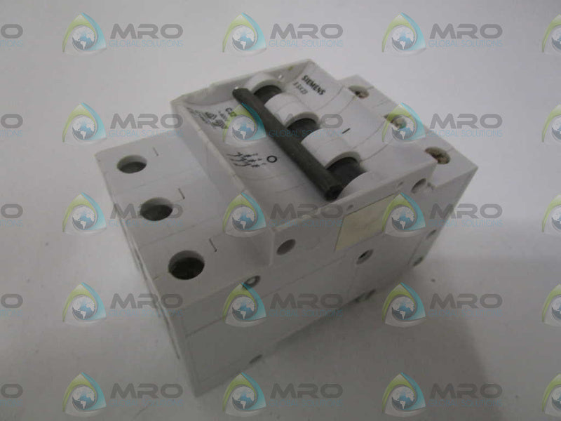 SIEMENS 5SX2332-7 CIRCUIT BREAKER 32A (CRACKED) UNMP