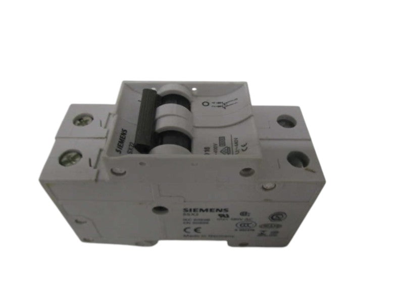 SIEMENS 5SX2216-8 CIRCUIT BREAKER 16A (CHIPPED) UNMP