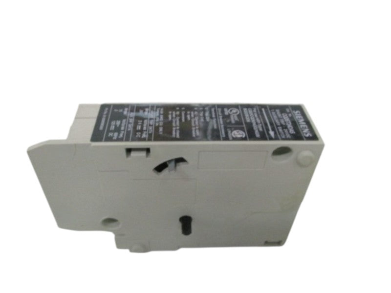 SIEMENS CQDST24DAS SHUNT TRIP 24VDC 1 AUXILIARY SWITCH (CRACKED) UNMP