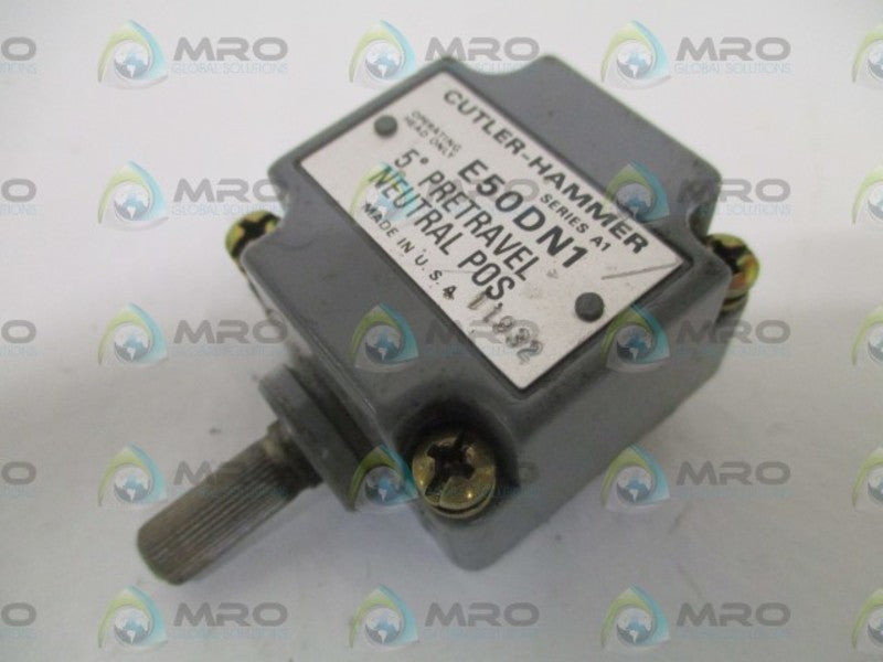 CUTLER-HAMMER E50DN1 SER. A1 OPERATING HEAD ONLY  UNMP