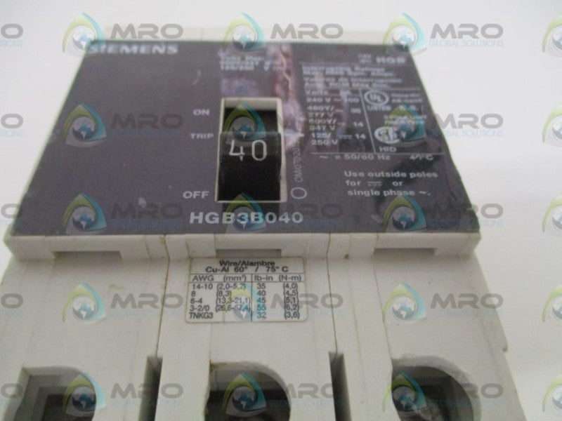 SIEMENS HGB3B040B CIRCUIT BREAKER 40A (CHIPPED) UNMP